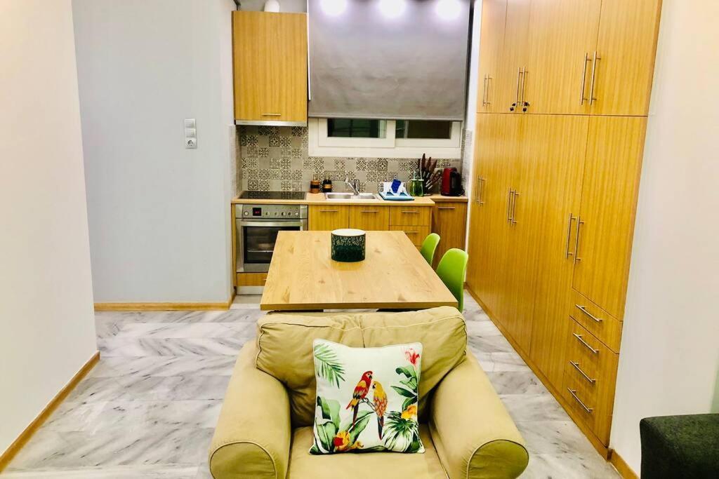 Casa Verde Di Giorgio 10 Mins Walk From Piraeus Port 외부 사진