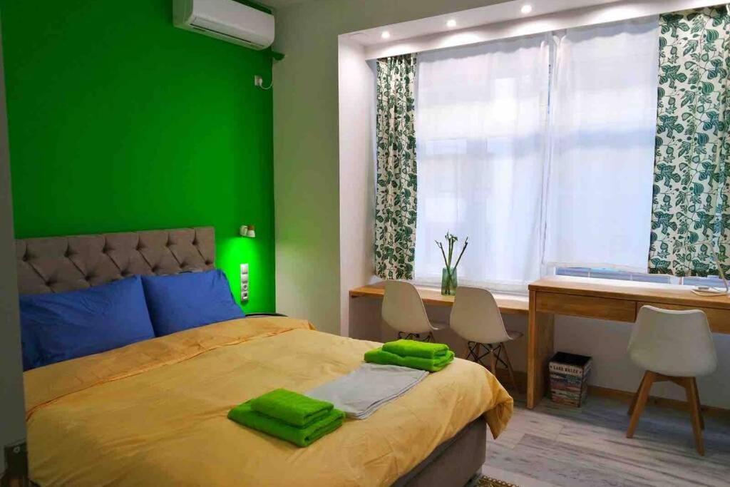 Casa Verde Di Giorgio 10 Mins Walk From Piraeus Port 외부 사진