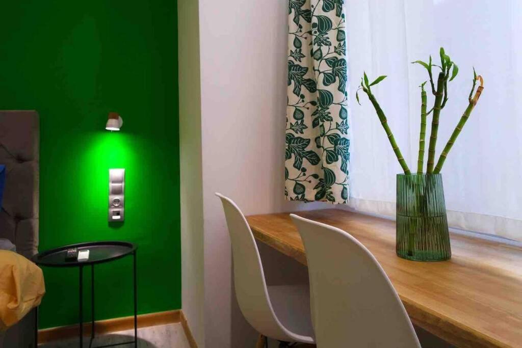Casa Verde Di Giorgio 10 Mins Walk From Piraeus Port 외부 사진