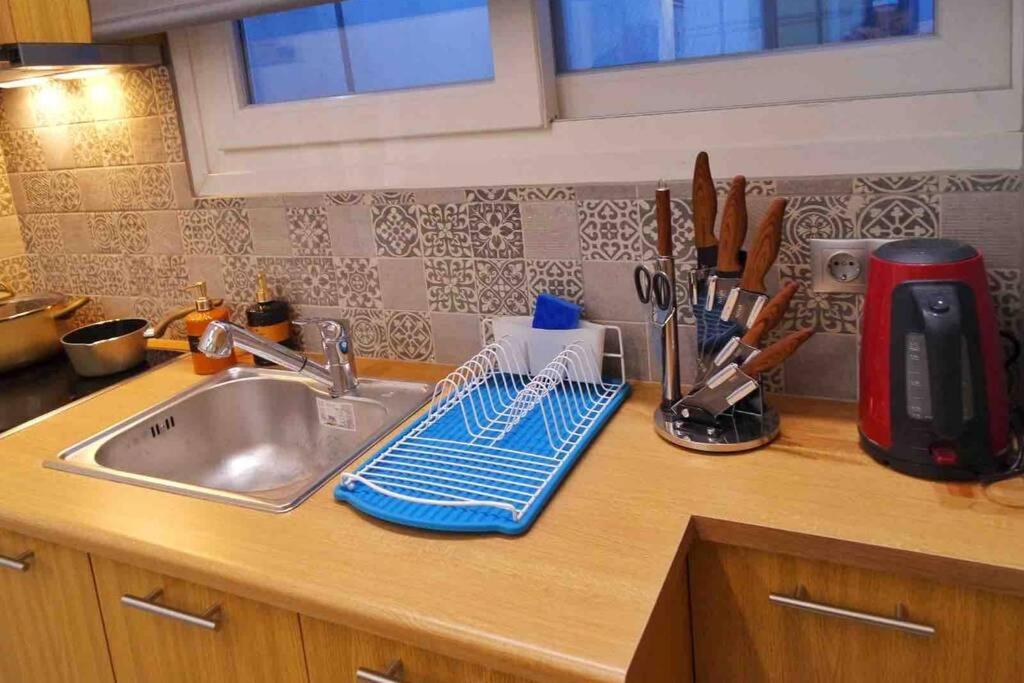 Casa Verde Di Giorgio 10 Mins Walk From Piraeus Port 외부 사진